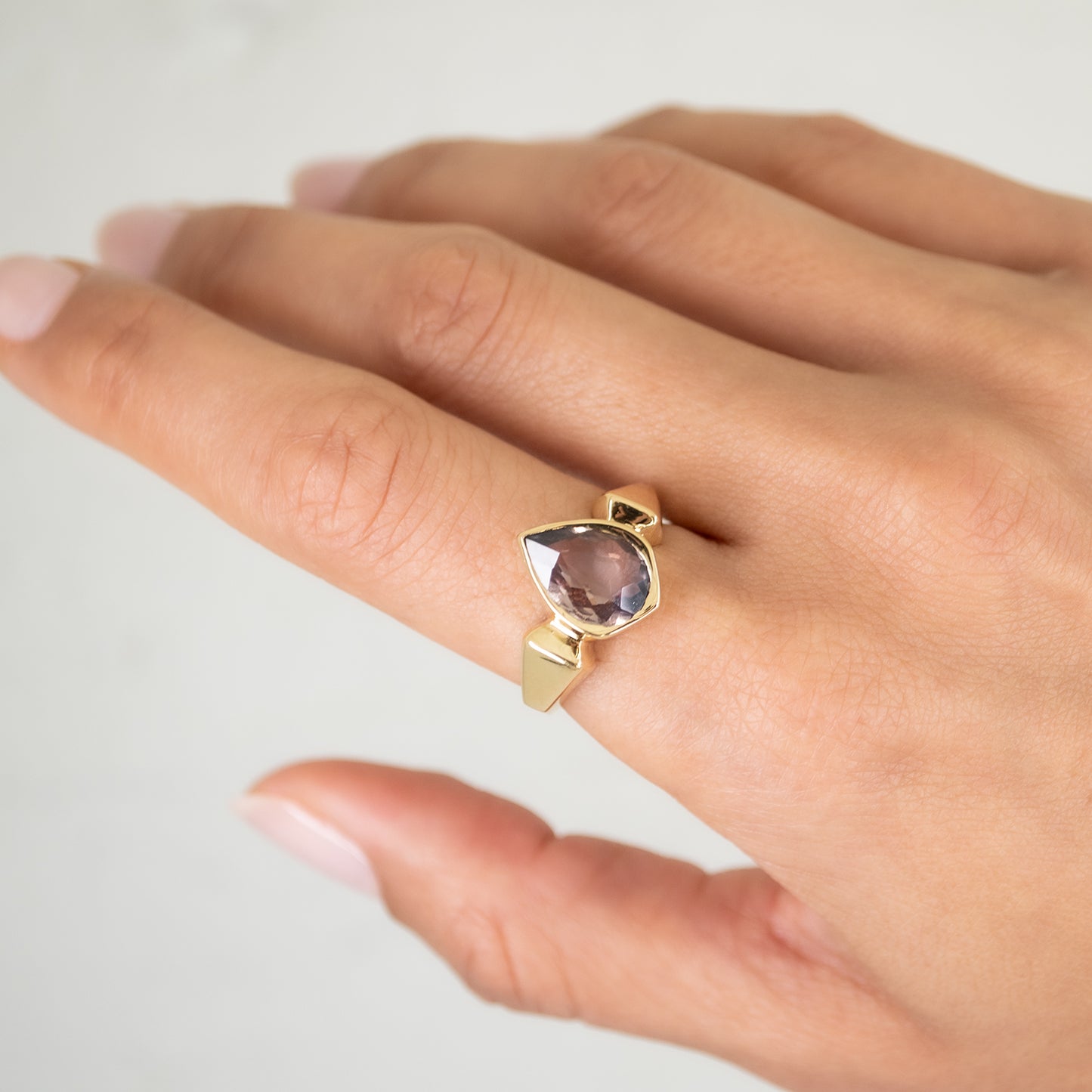 Mauve Sapphire Lighthouse Ring