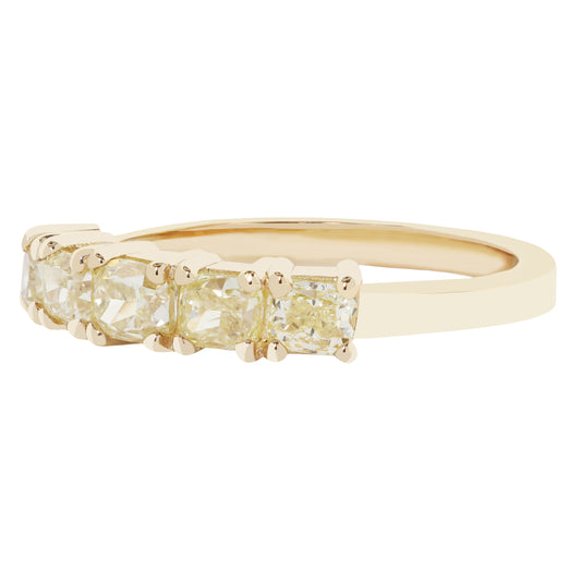 Golden Radiance Diamond Band