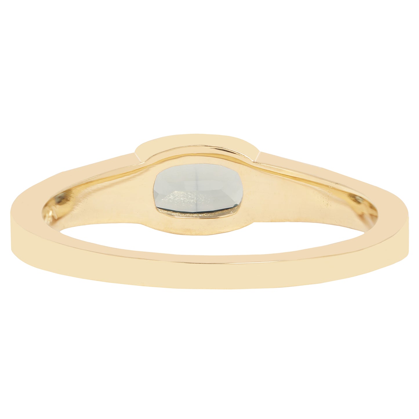 Lauren Wolf - Gold ring with a saphire on a white background