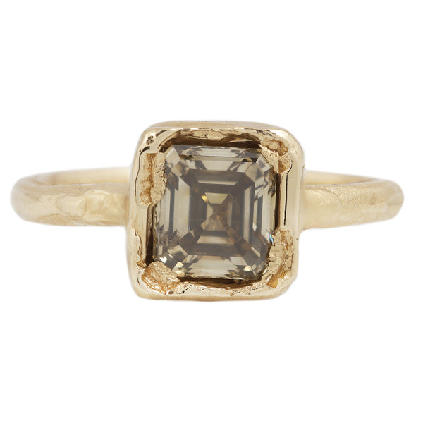 LX Diamond Extra Large V Shape Scatter Ring 7