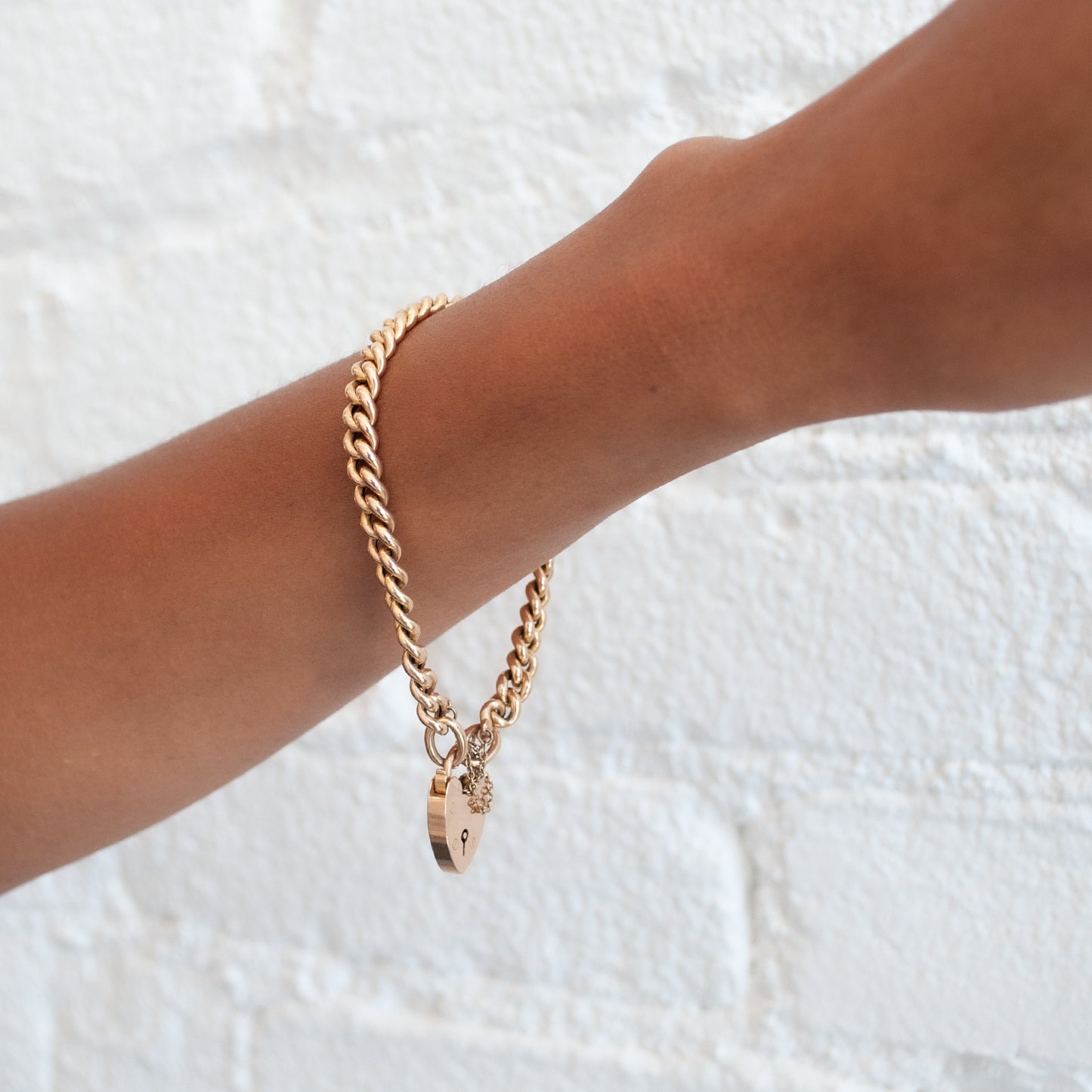 English Heartlock Curb Bracelet