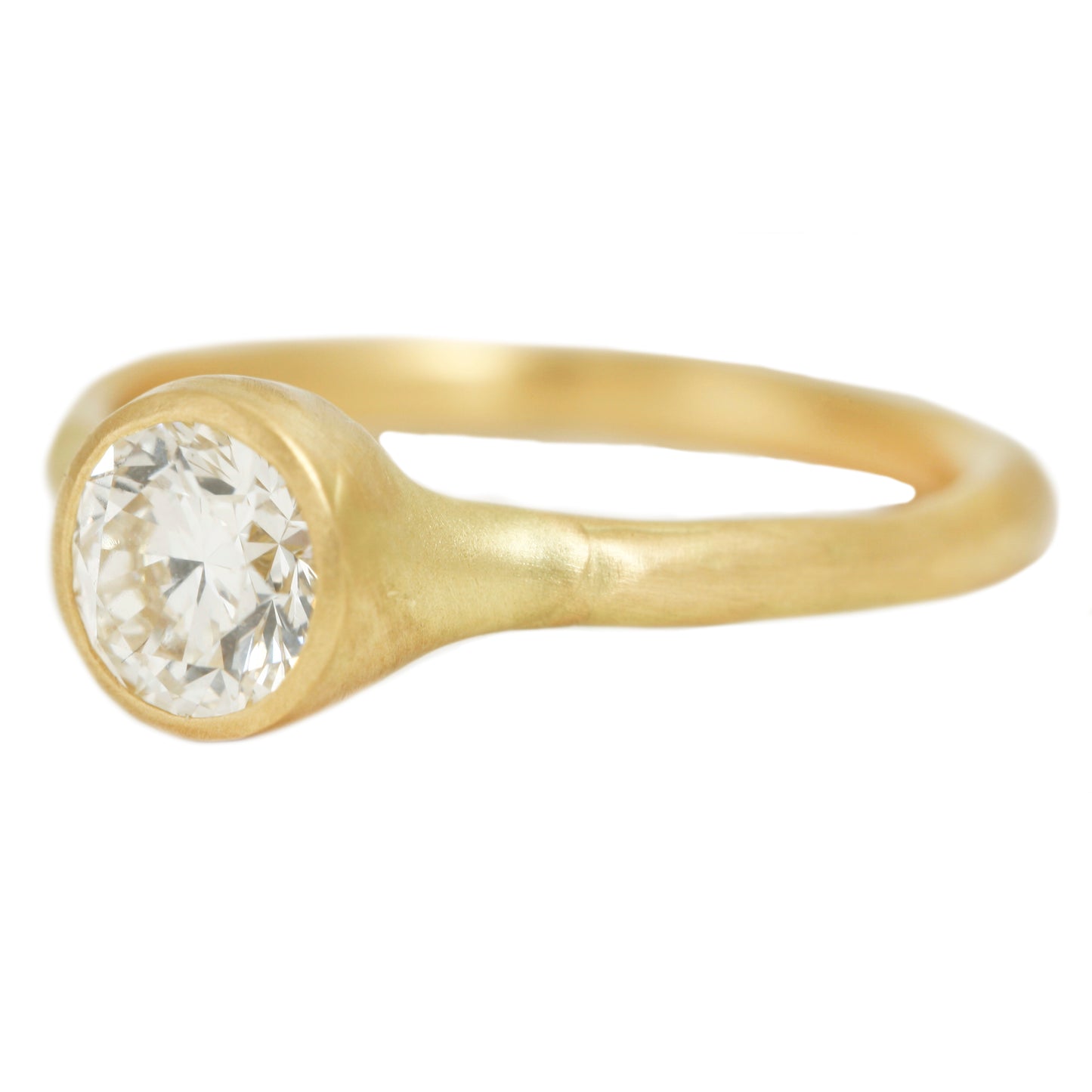 Organic Band White Diamond Solitaire