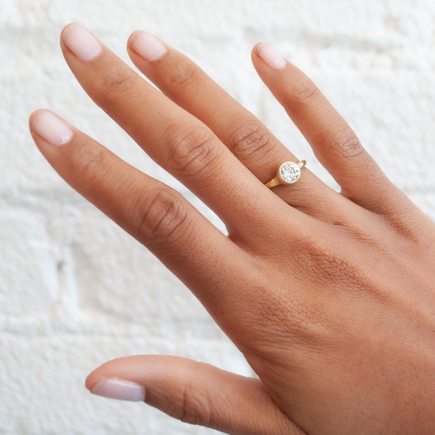 Organic Band White Diamond Solitaire