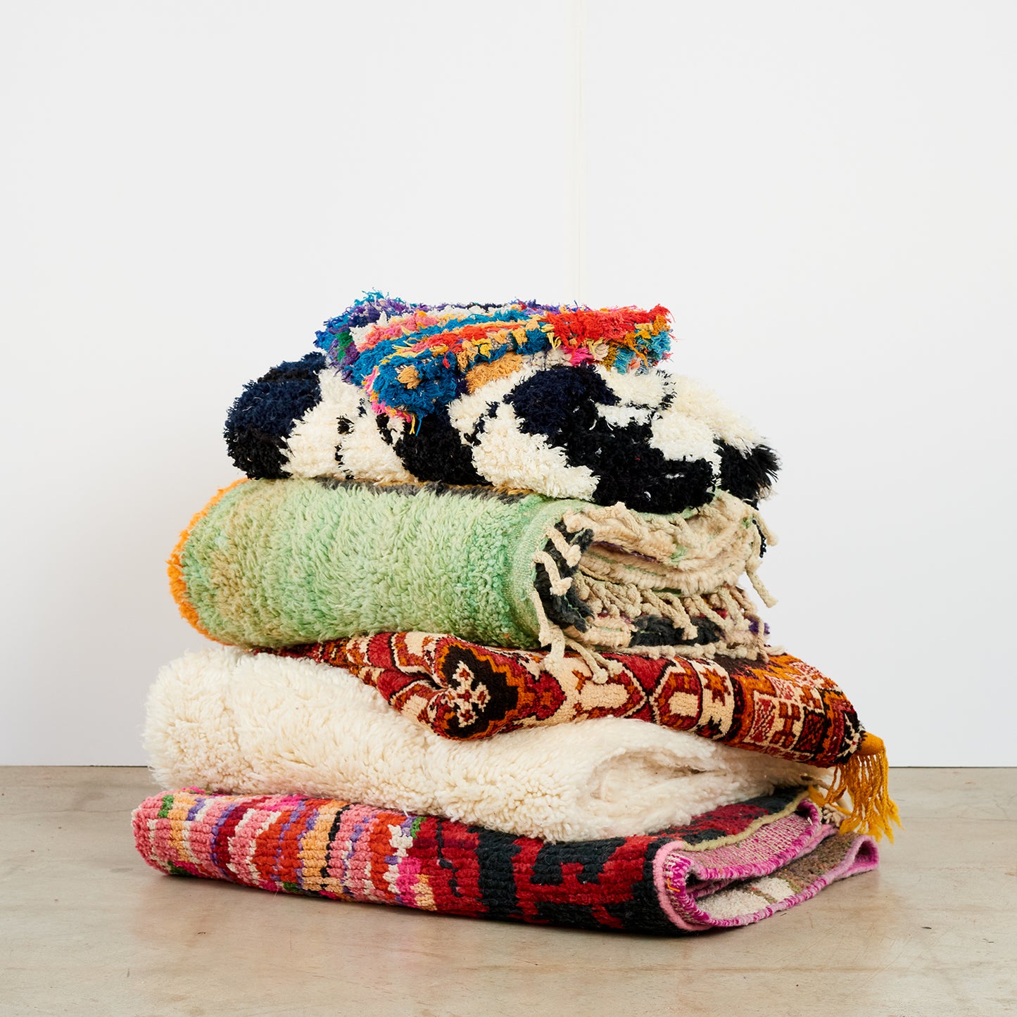 Plush White Beni Mrirt Moroccan Rug