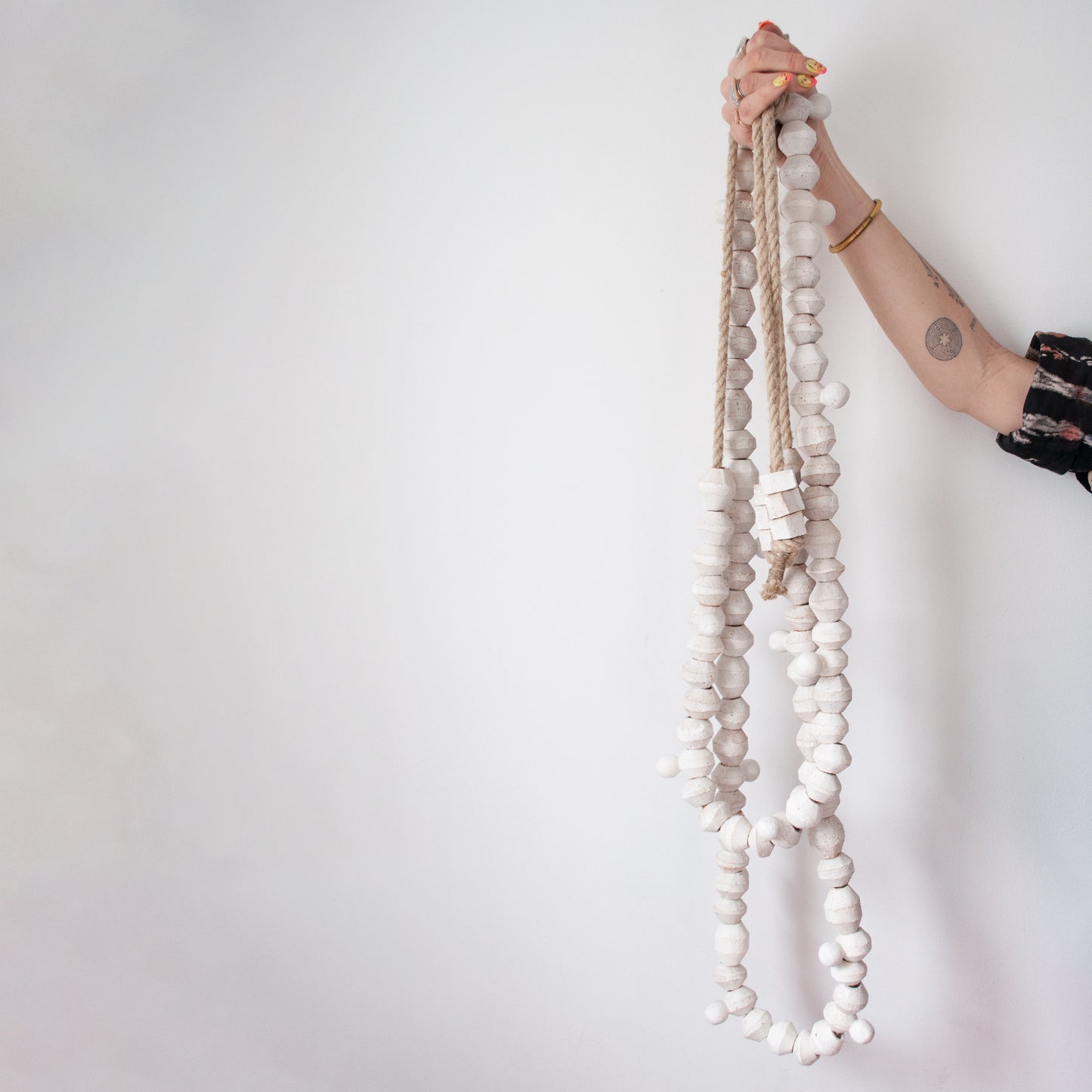 91 White Pare Bead Garland