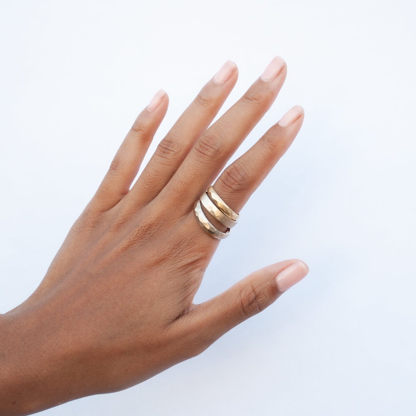 Narrow Round Edge Hammered Band