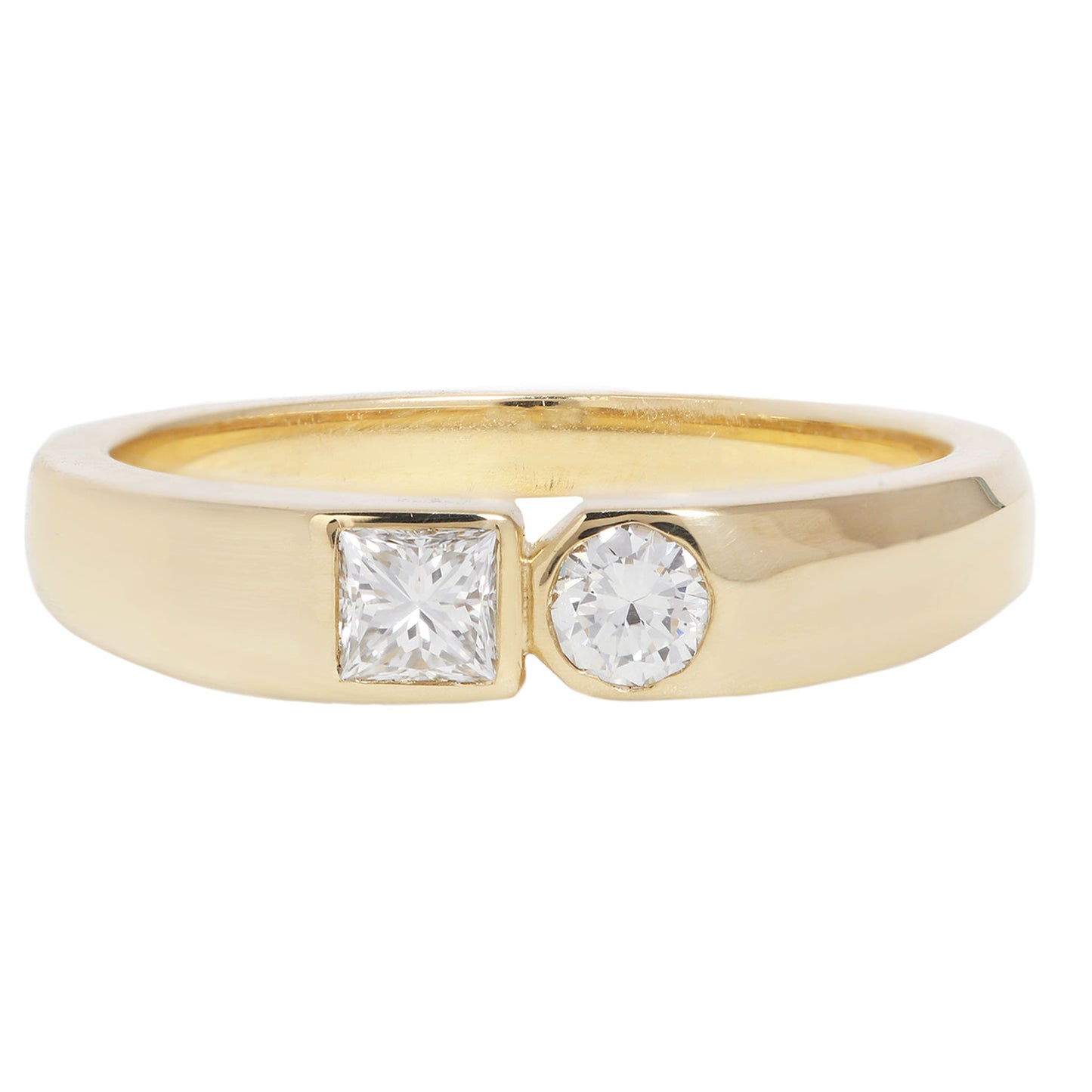 Princess Cut Diamond Dyad Signet Ring