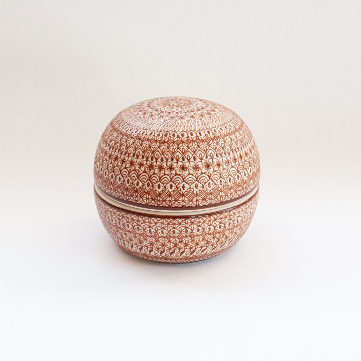 Javier Servín Cerámica Domed Lidded Jar