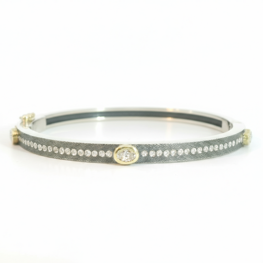Junia 4mm White Diamond Bangle