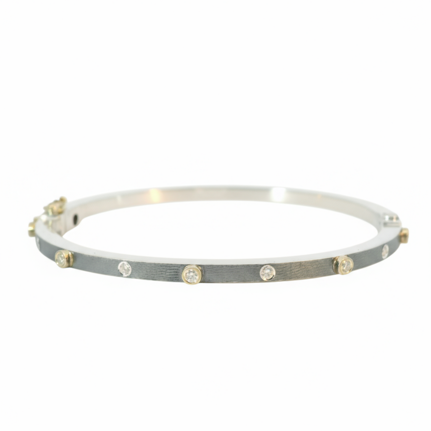 Junia 2.5mm Silver Diamond Bangle