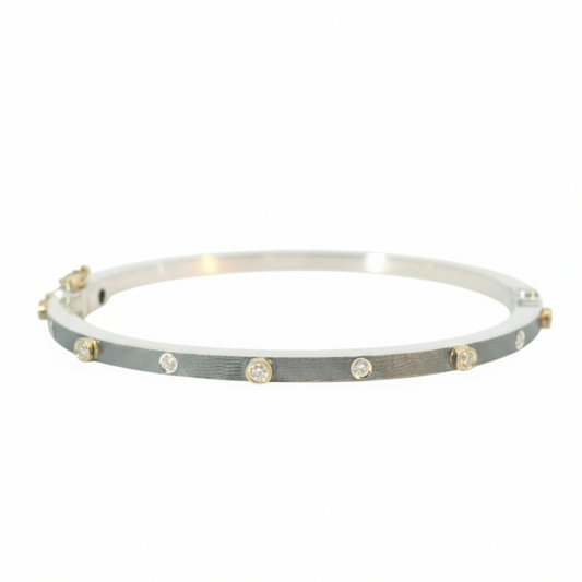 Junia 2.5mm Silver Diamond Bangle