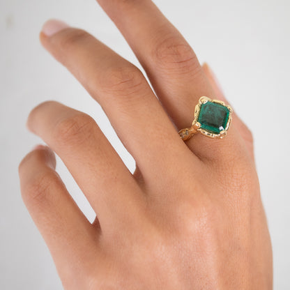 Enchanted Emerald Shield Ring
