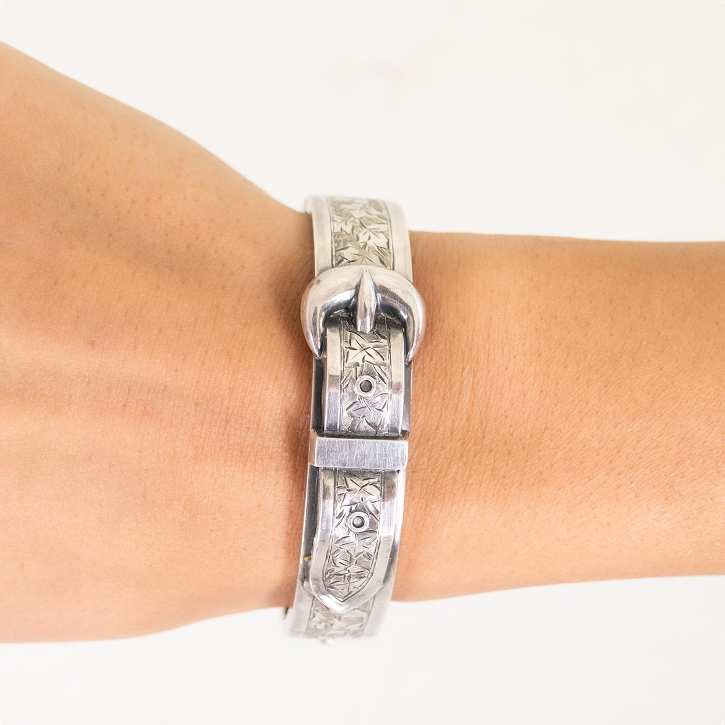 Antique Silver Belt Buckle Bangle