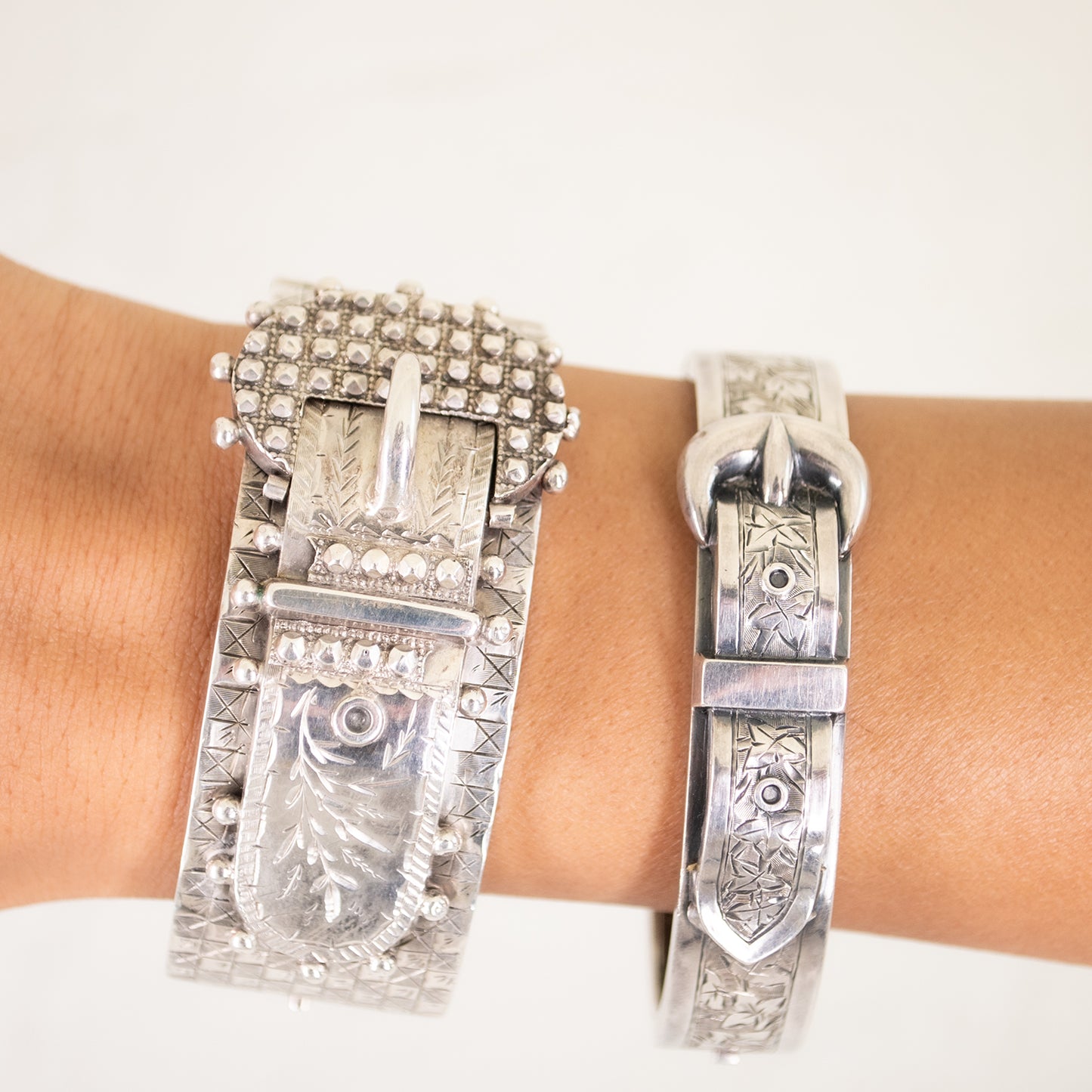 Antique Silver Belt Buckle Bangle