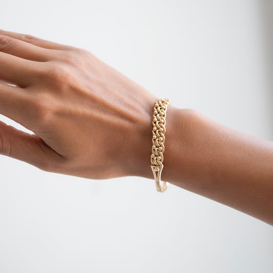 Forever Golden Knot Bangle