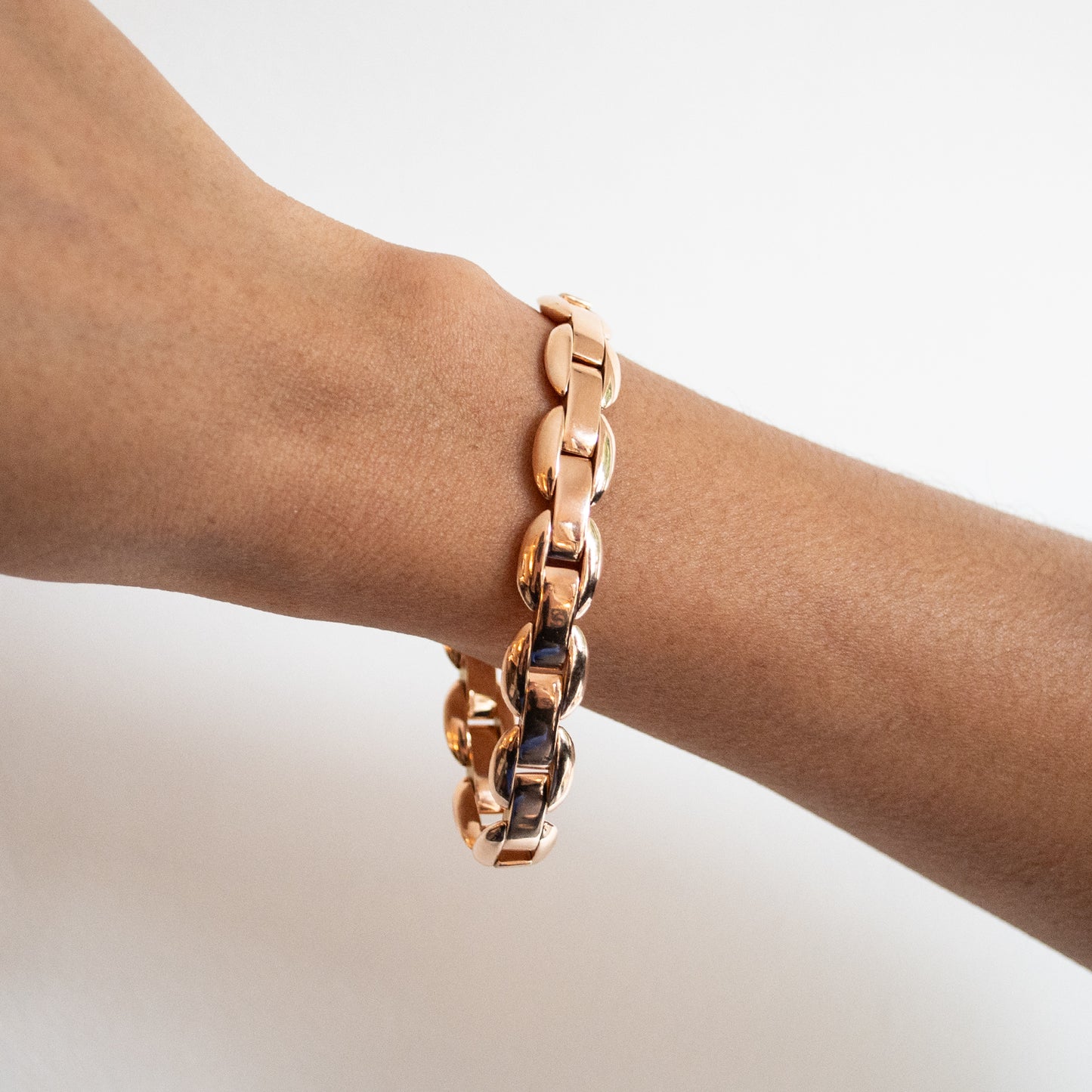 Smooth Oval Link Bracelet