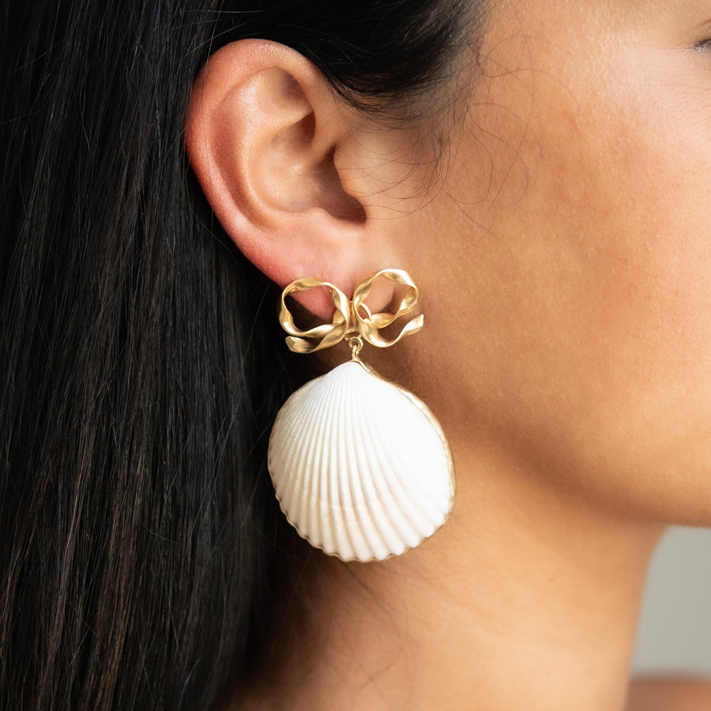 Bow & Shell Earrings