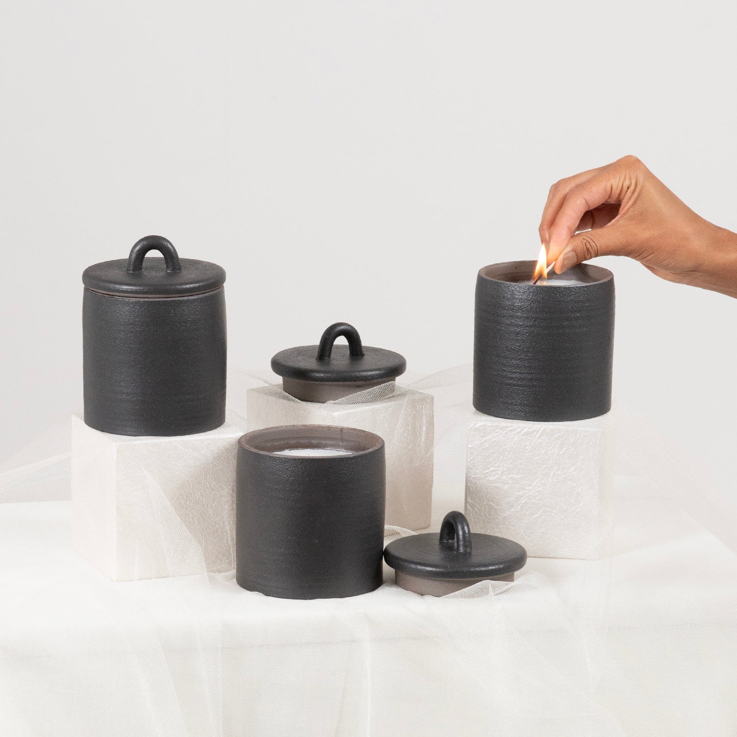 Adlan Fragrances Pins and Needles Candle – ESQUELETO