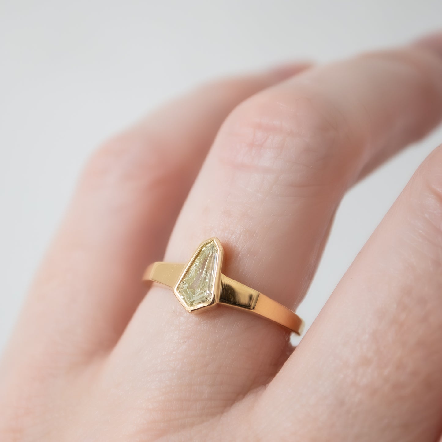 Light Beam Diamond Ring