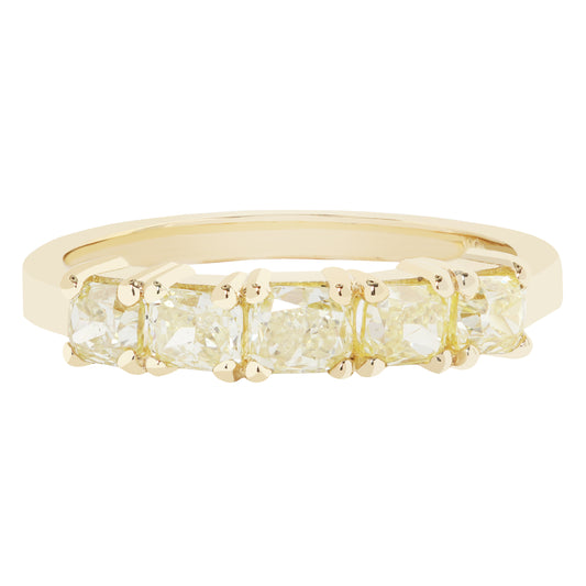 Golden Radiance Diamond Band