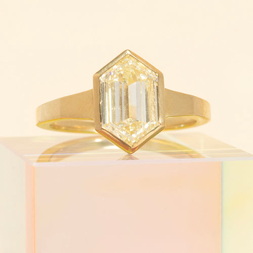 Diamond Valley Gold Fissure Ring – ESQUELETO