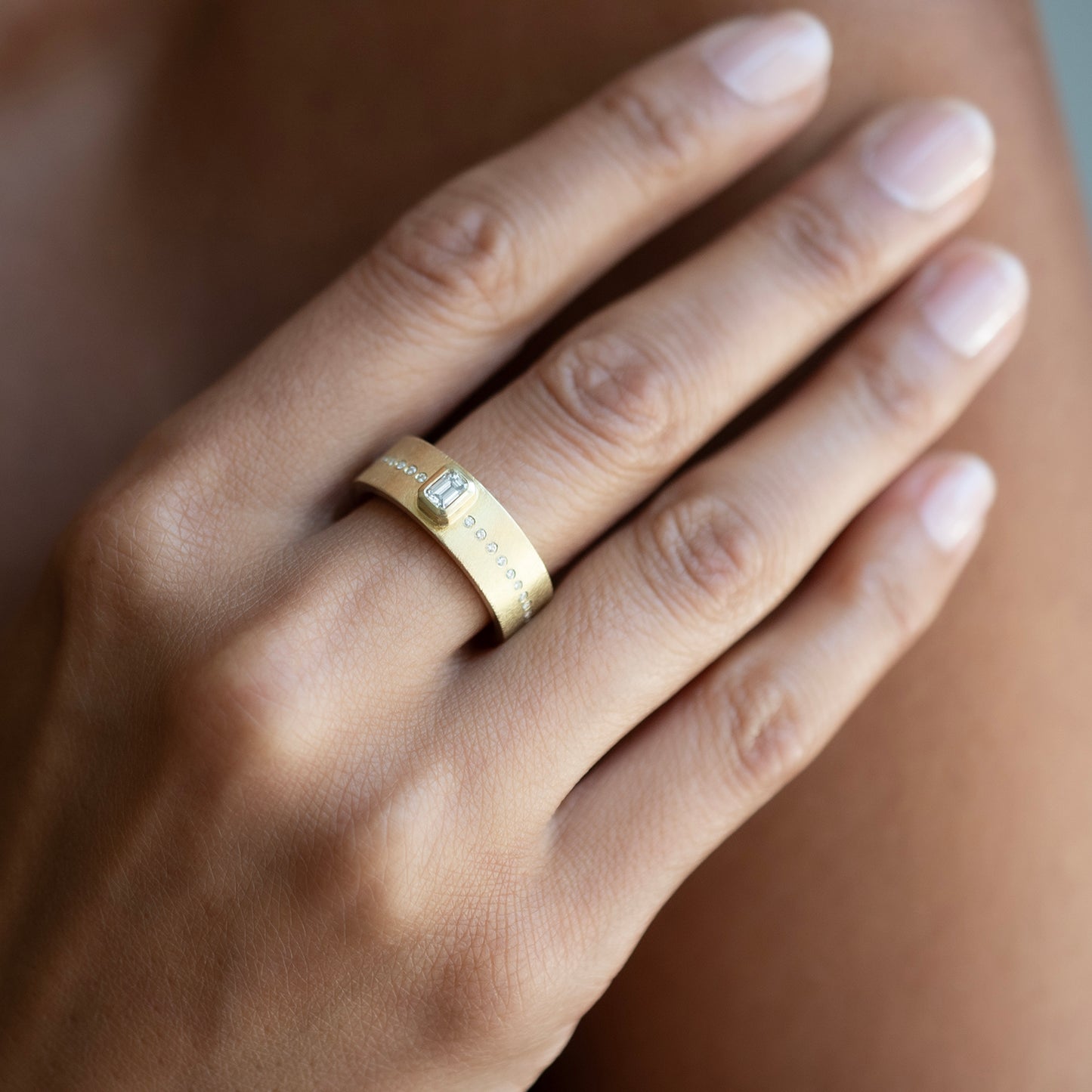 Junia Plus 6mm White Diamond Ring