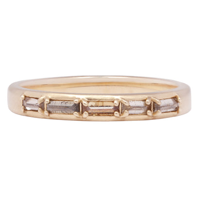 Inverted Diamond Baguette Band