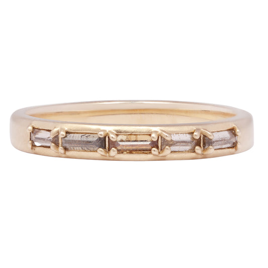 Inverted Diamond Baguette Band