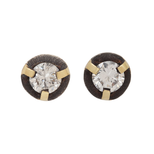 Round Diamond Dark Halo Studs