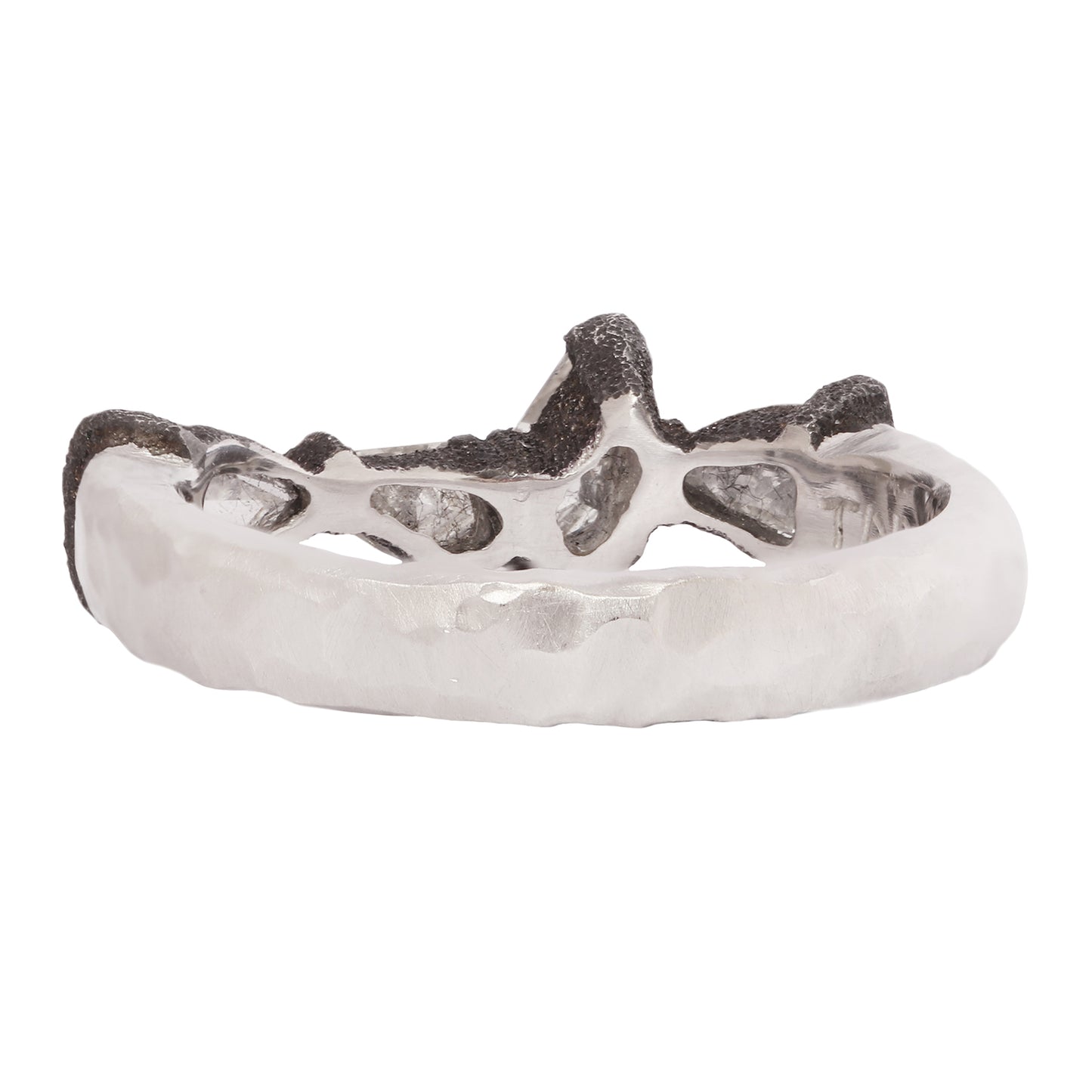 Inverted Diamond Horizon Band