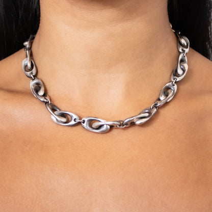 Silver Puffy Link Necklace