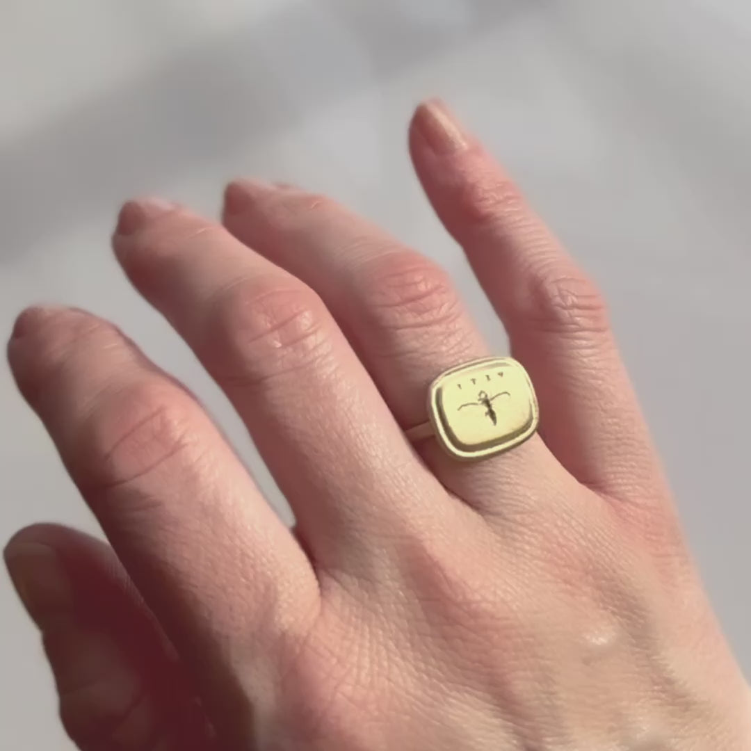 Mens bee ring hotsell