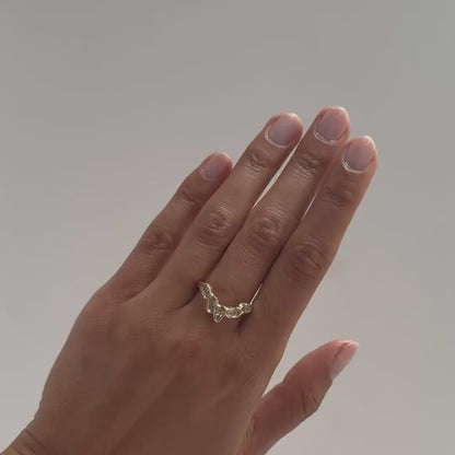 X Marquise Five Diamond V Shape Scatter Ring