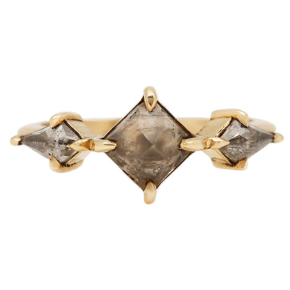 Lauren Wolf Marduk Three Diamond Ring in Yellow Gold