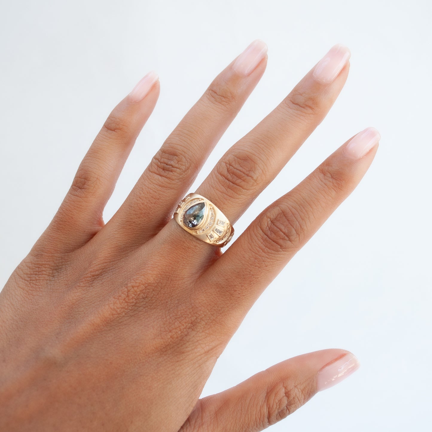 Diamond Deco Beam Ring