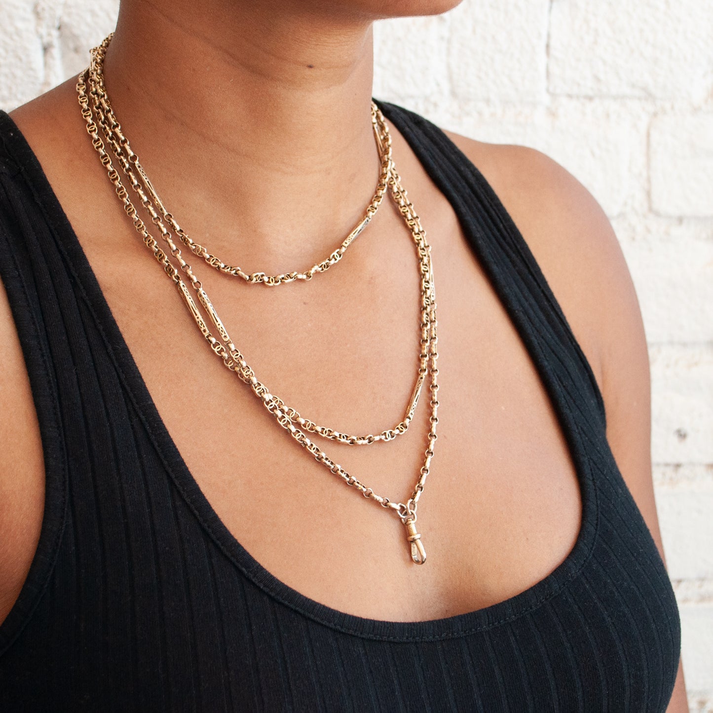 Pierced Bar Long Guard Chain