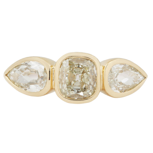 Sierra Three Diamond Ring