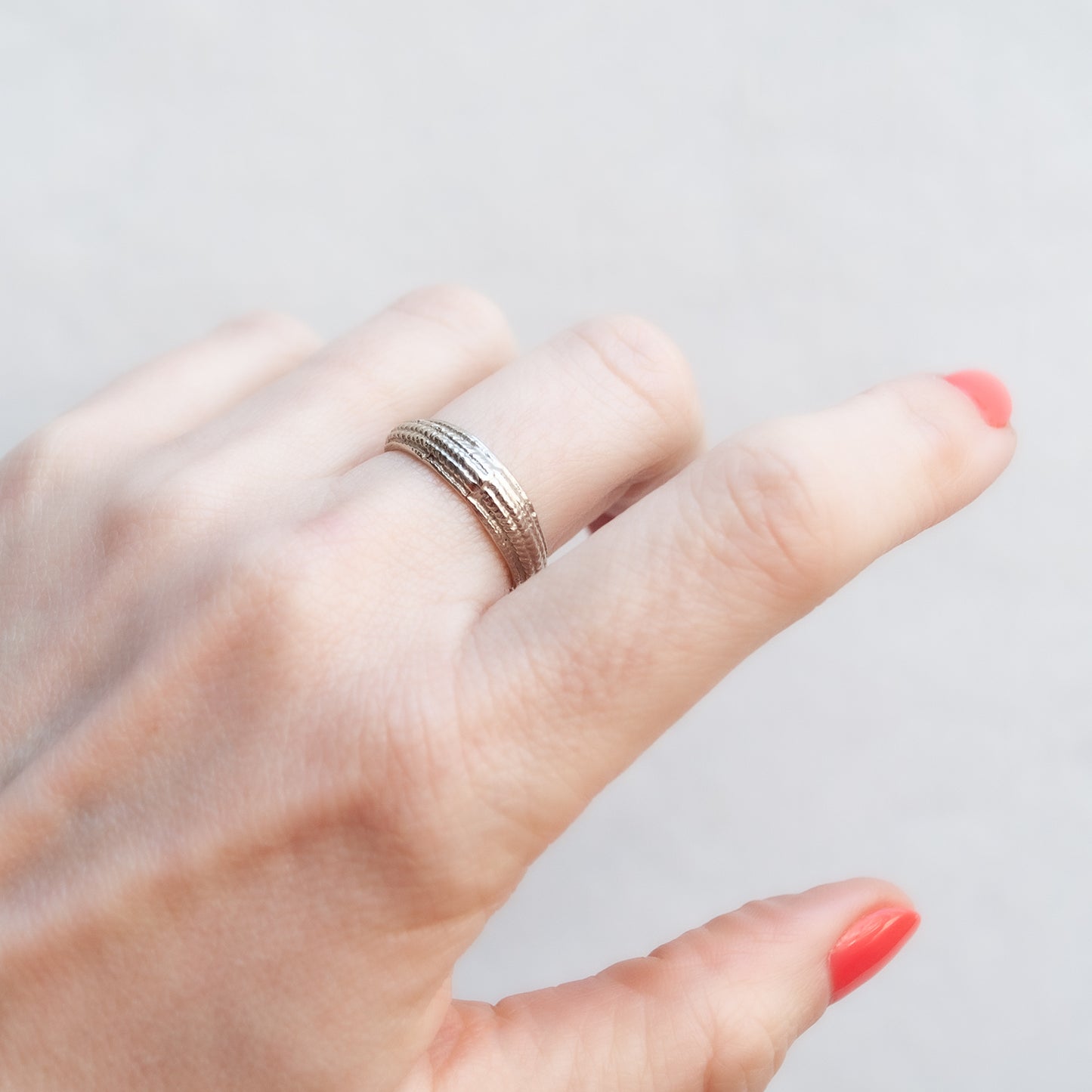 White Gold Seashell Ring