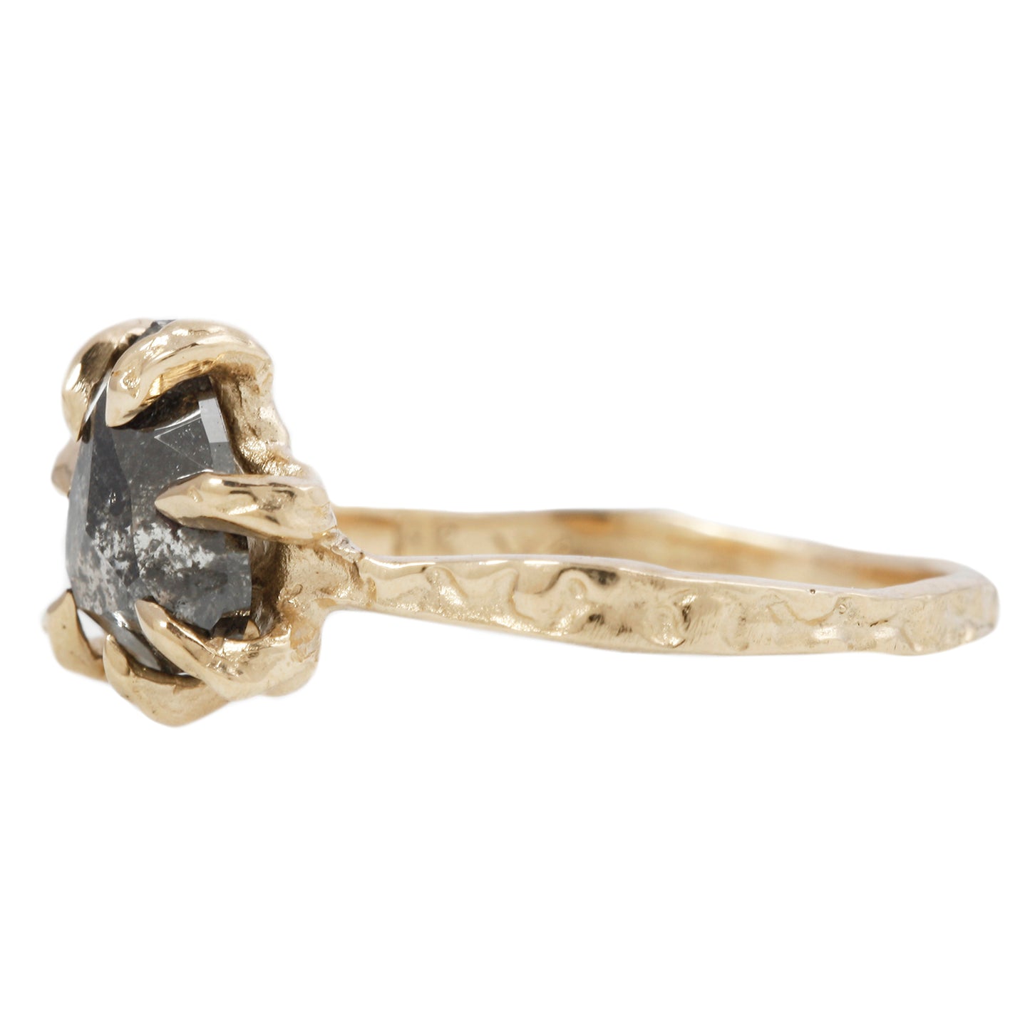 Smoky Pear Stingray Claw Solitaire