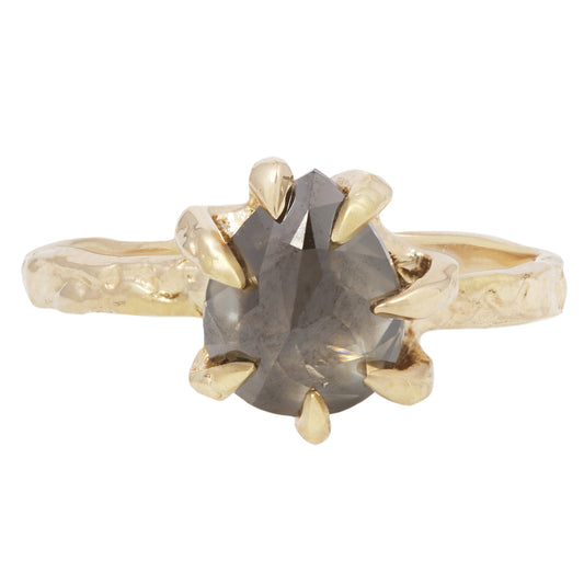 Nightfall Stingray Claw Ring