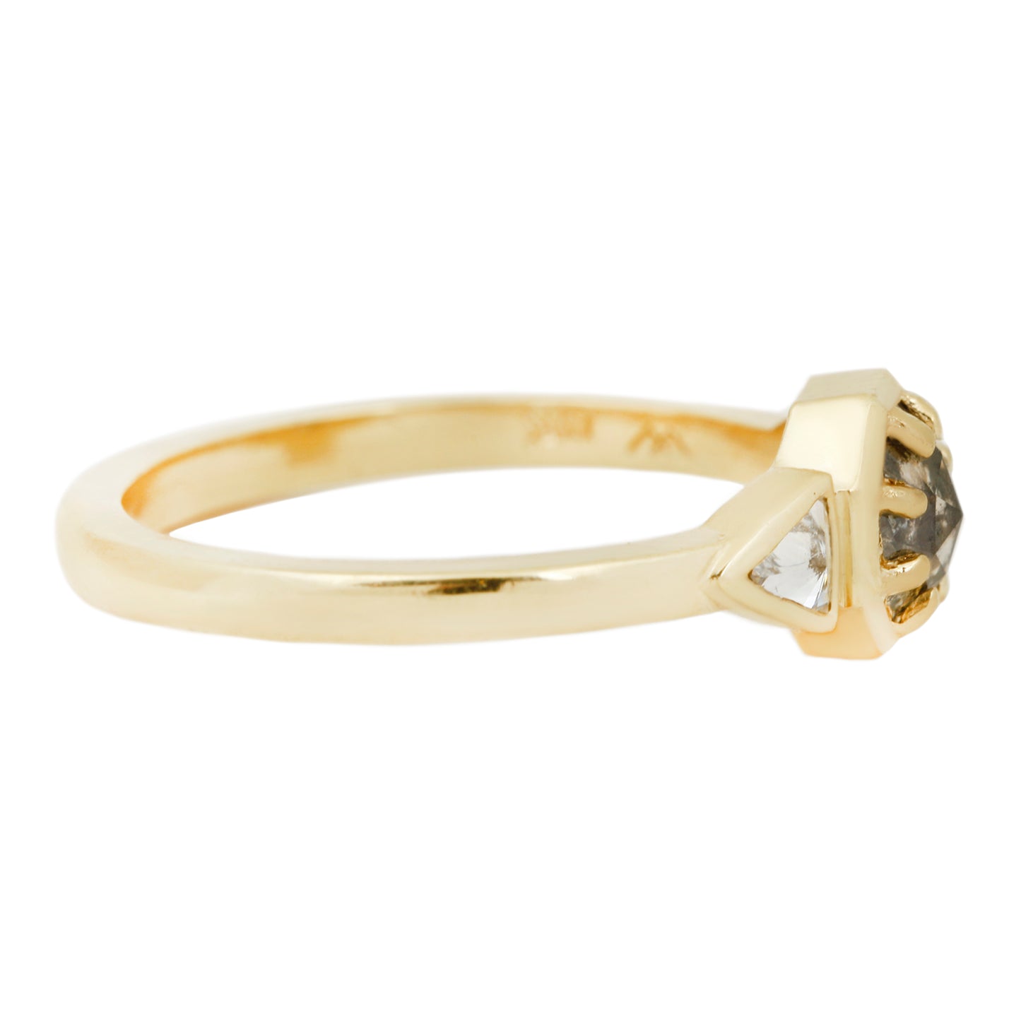 Cloudy Cleo Diamond Ring
