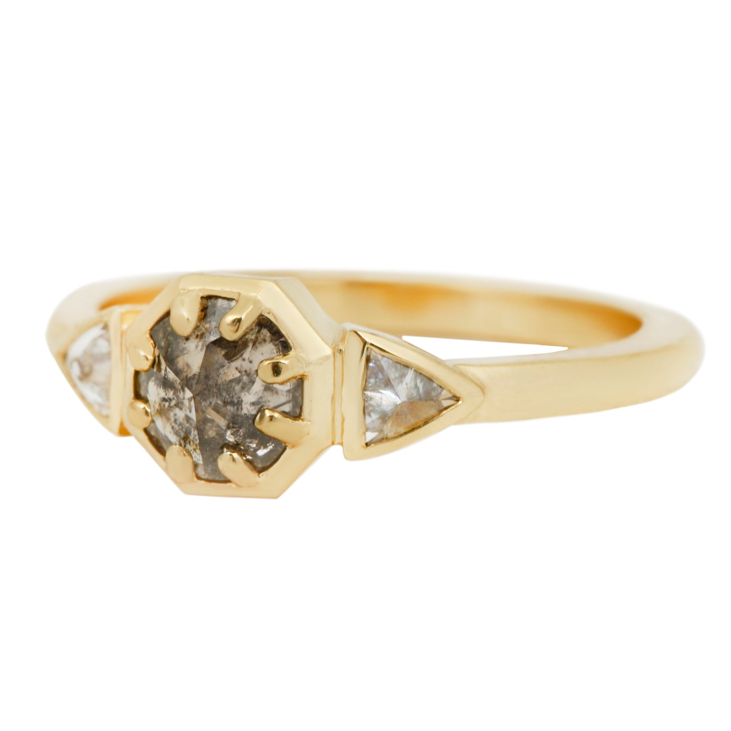 Cloudy Cleo Diamond Ring