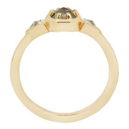 Cloudy Cleo Diamond Ring