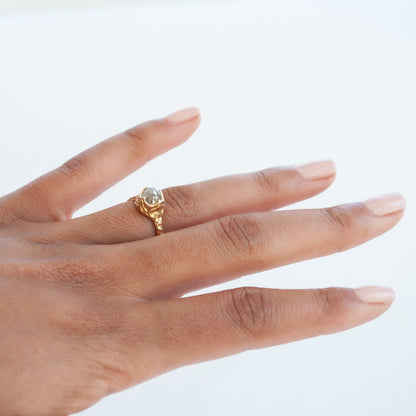 Mend Diamond Ring