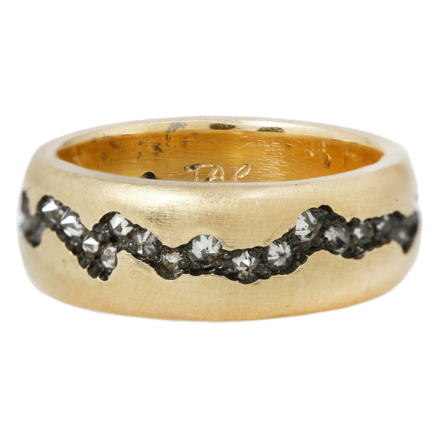 Inverted Diamond Fissure Band