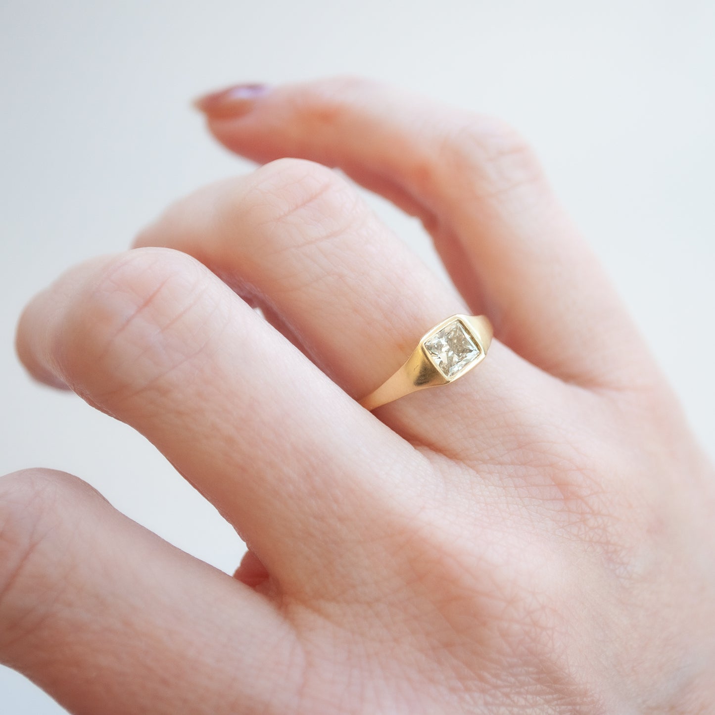 Square Diamond Swell Ring