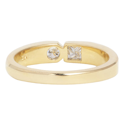 Princess Cut Diamond Dyad Signet Ring